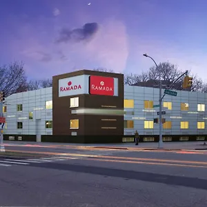 Ramada By Wyndham Bronx Nowy Jork